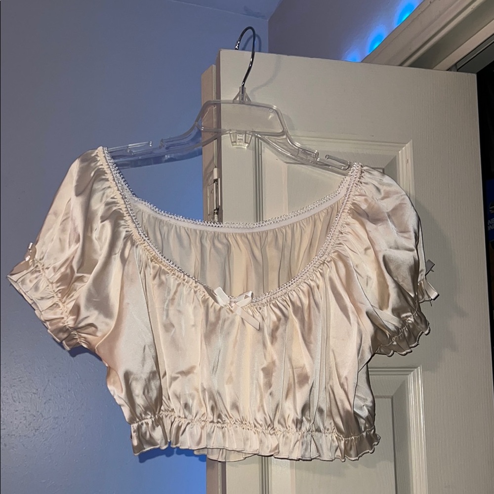 Cream Satin puff sleeve top